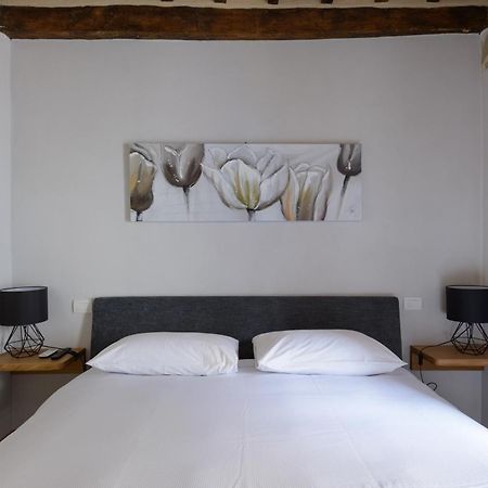 The View - Sunset & Relax - Suite - Appartamenti Vista Lago Passignano sul Trasimeno Exterior photo