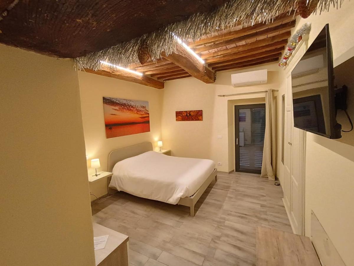 The View - Sunset & Relax - Suite - Appartamenti Vista Lago Passignano sul Trasimeno Exterior photo