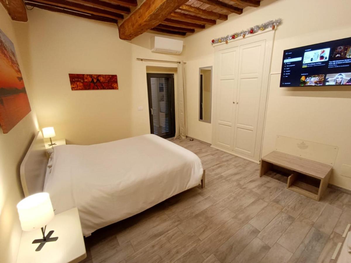 The View - Sunset & Relax - Suite - Appartamenti Vista Lago Passignano sul Trasimeno Exterior photo