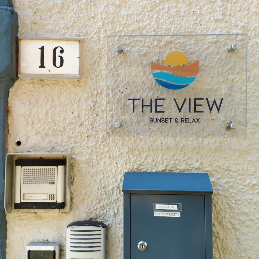 The View - Sunset & Relax - Suite - Appartamenti Vista Lago Passignano sul Trasimeno Exterior photo